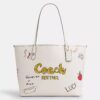 Tote Coach White