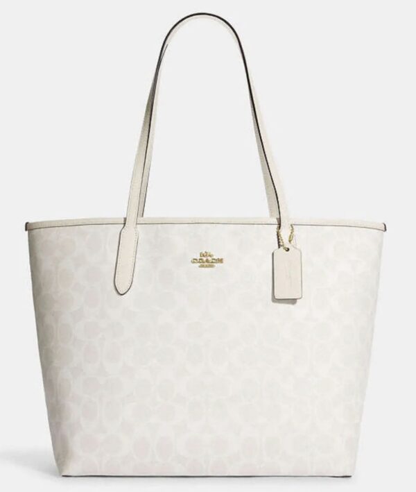 Tote Coach